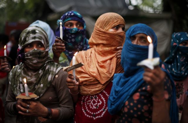 Ινδία: Να κρεμαστούν οι δράστες του βιασμού των κοριτσιών ζητά η οικογένεια